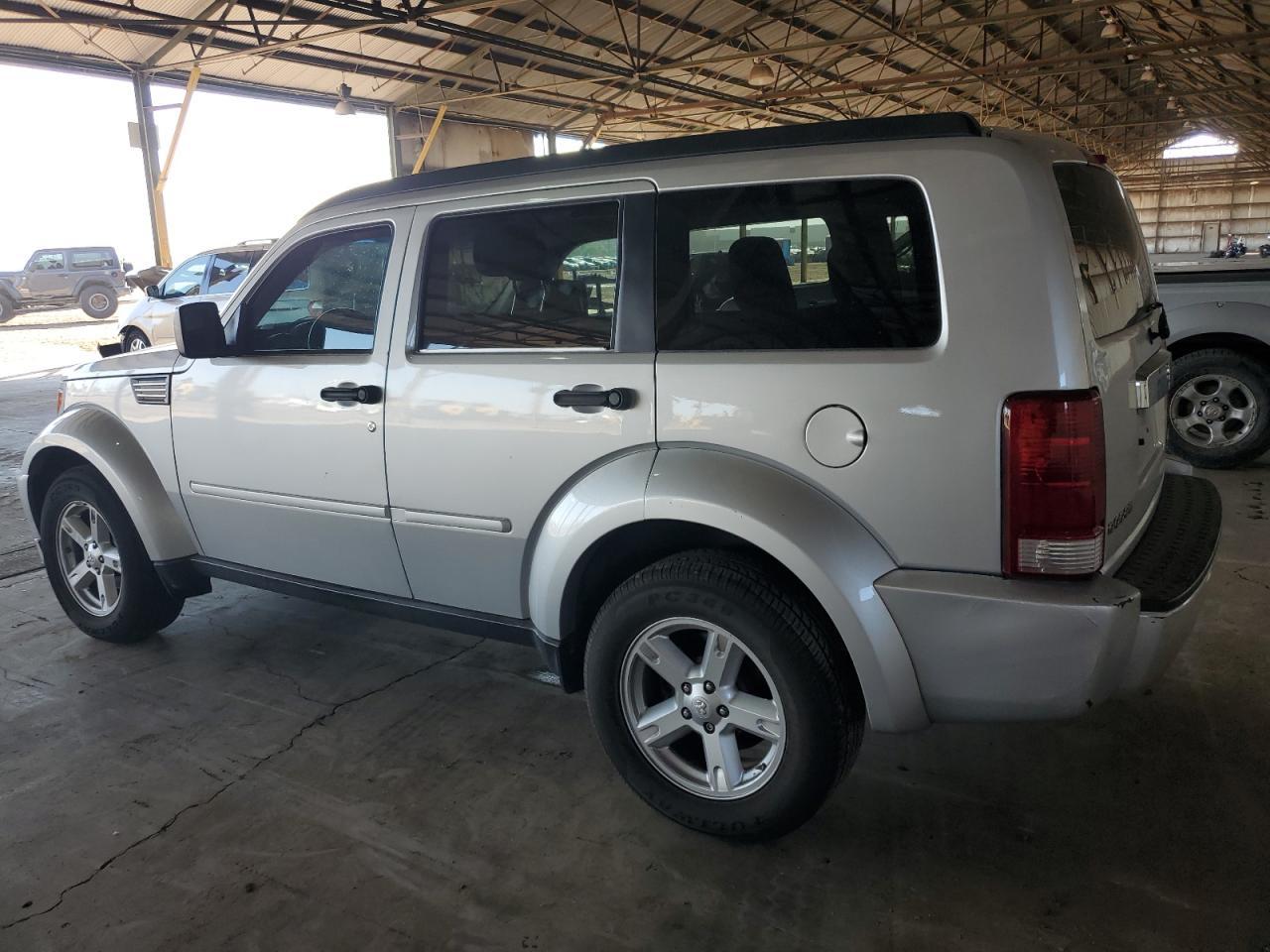 2010 DODGE NITRO SXT - Фото 2