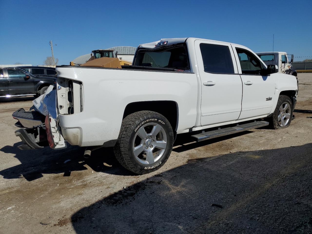 2017 CHEVROLET SILVERADO - Фото 3