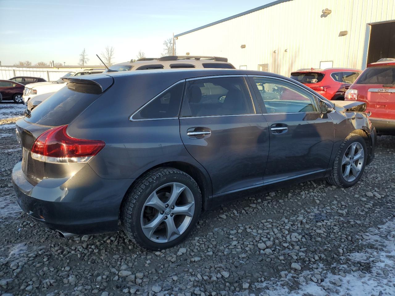 2013 TOYOTA VENZA LE - Фото 3
