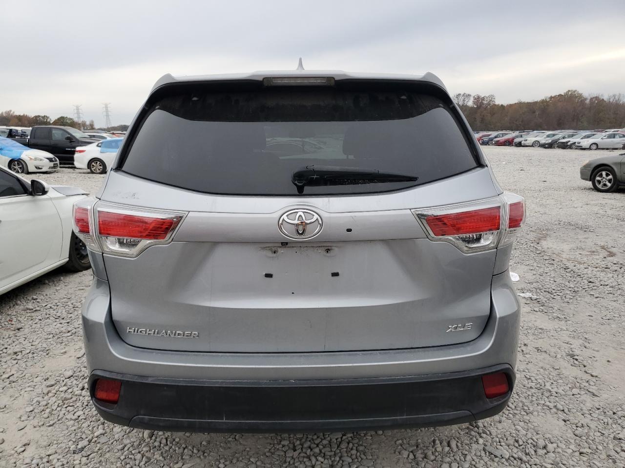 2014 TOYOTA HIGHLANDER - Фото 6