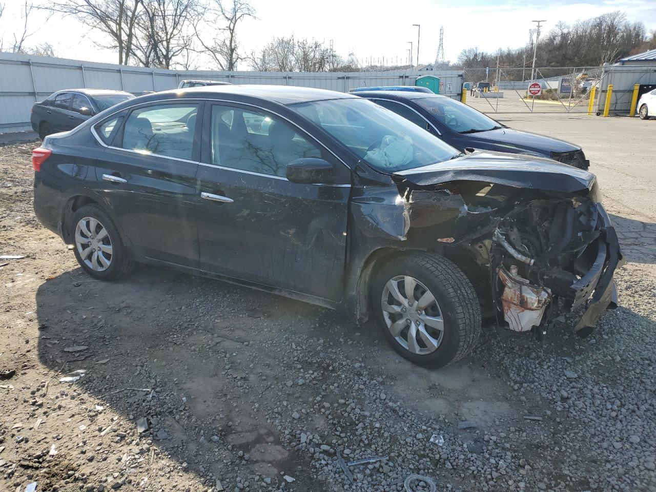 2017 NISSAN SENTRA S - Фото 4