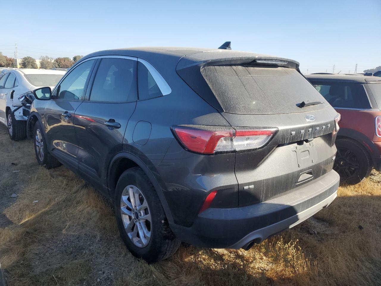 2020 FORD ESCAPE SE - Фото 2