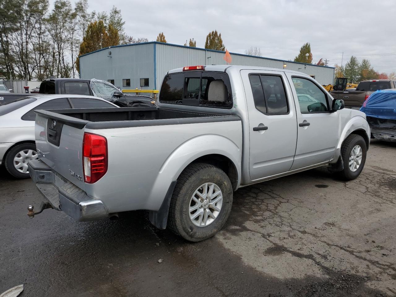 2017 NISSAN FRONTIER S - Image 3