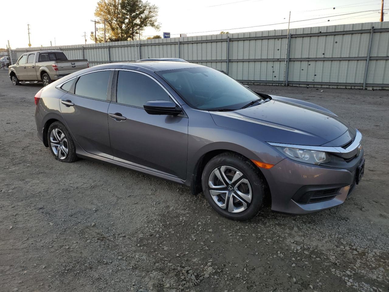 2016 HONDA CIVIC LX - Image 4