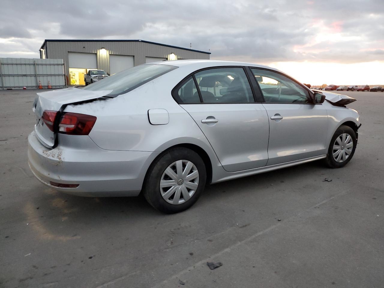 2016 VOLKSWAGEN JETTA S - Фото 3