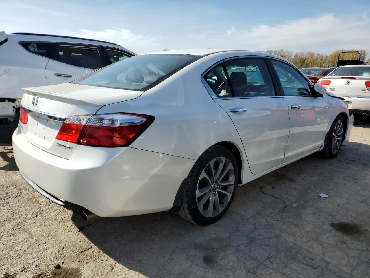 2014 HONDA ACCORD SPO - Фото 3