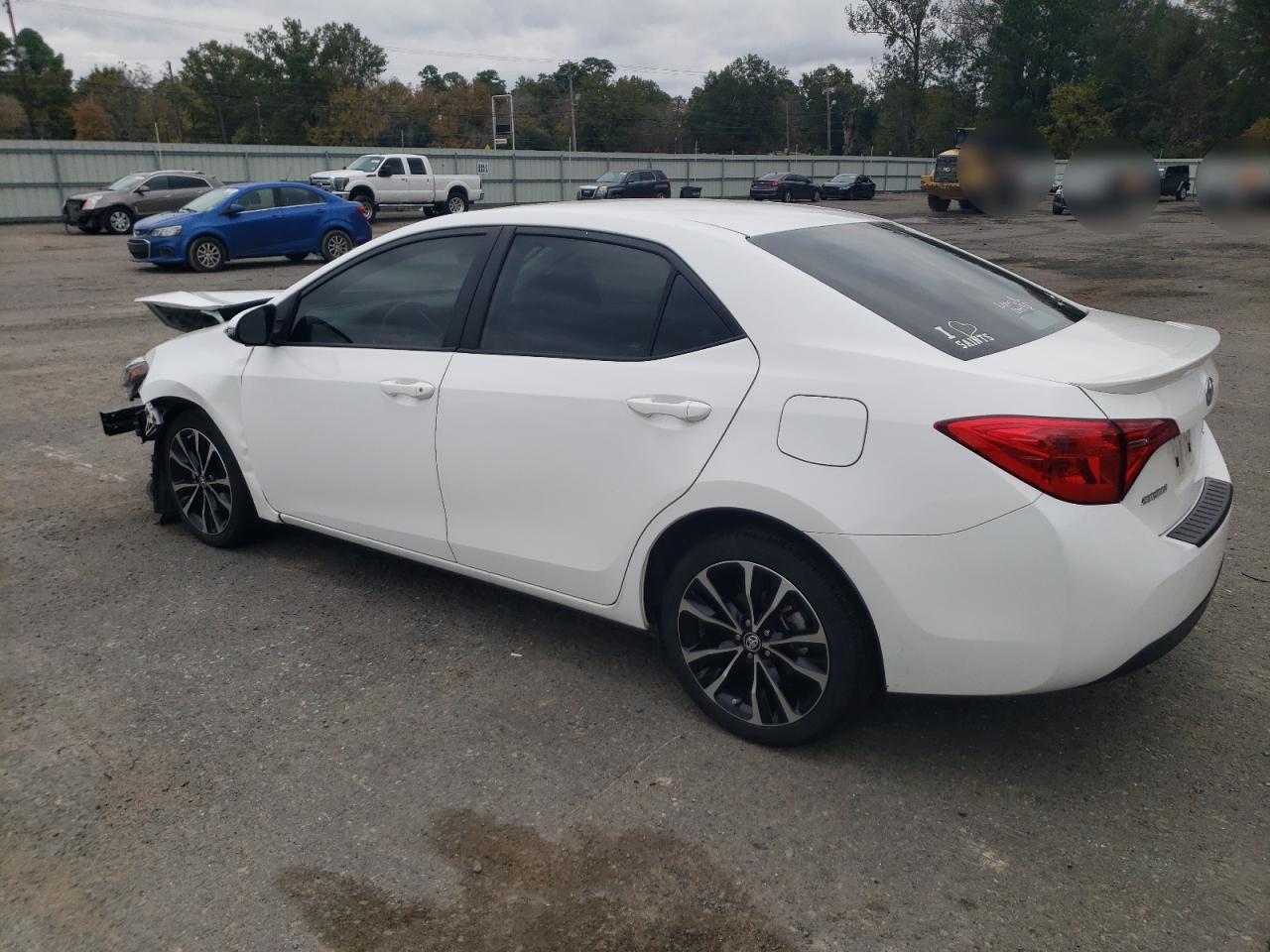 2019 TOYOTA COROLLA L - Фото 2