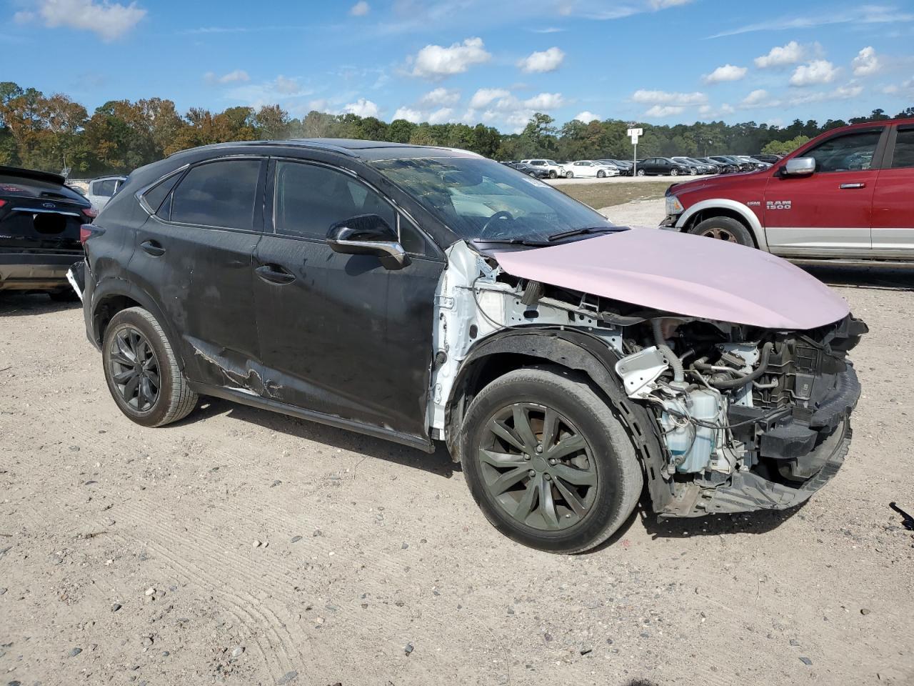2017 LEXUS NX 200T BA - Фото 4