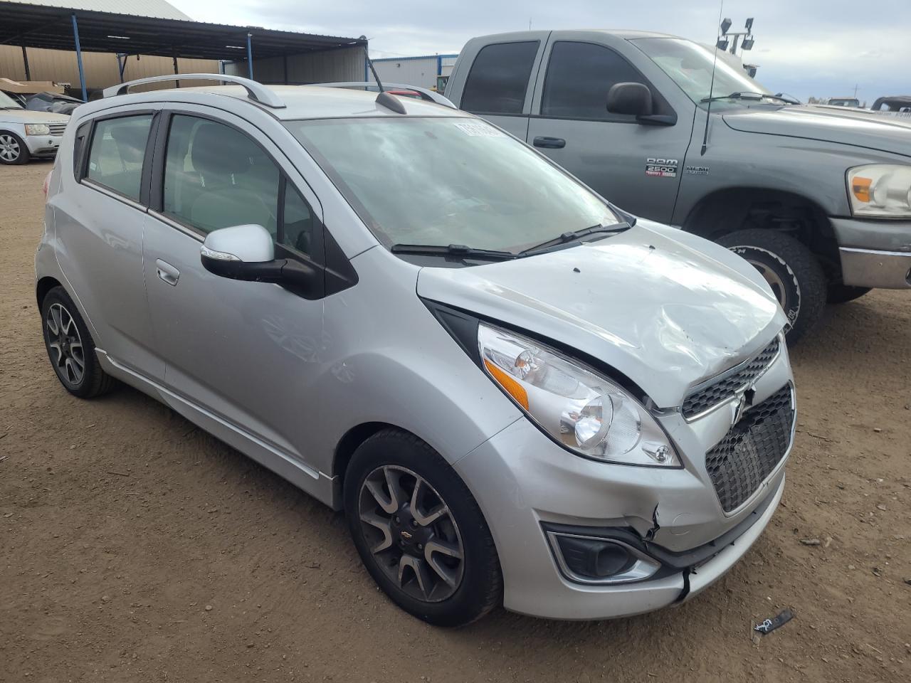 2015 CHEVROLET SPARK 2LT - Фото 4