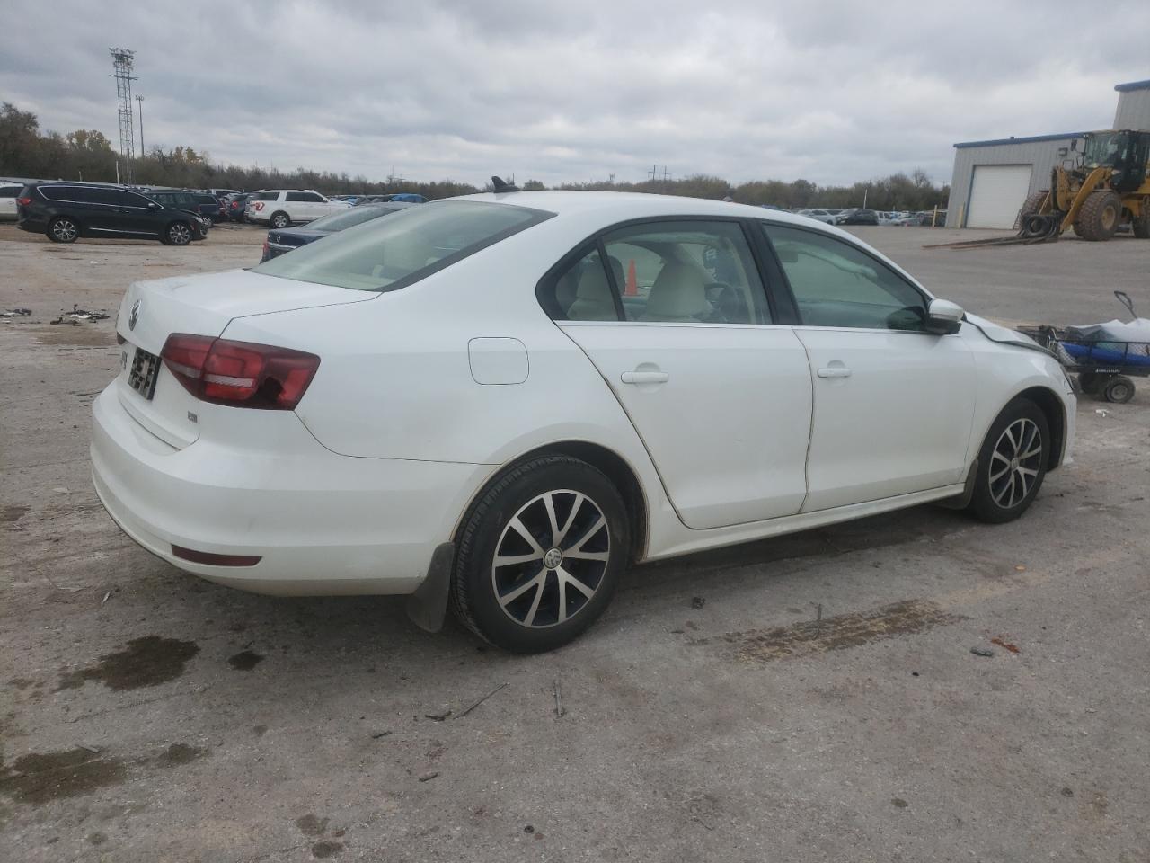 2017 VOLKSWAGEN JETTA SE - Фото 3