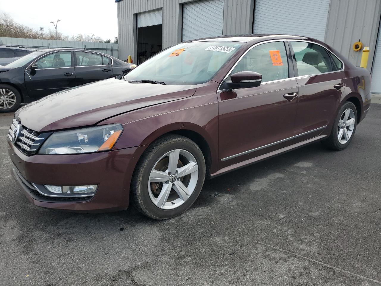 2013 VOLKSWAGEN PASSAT SEL car image