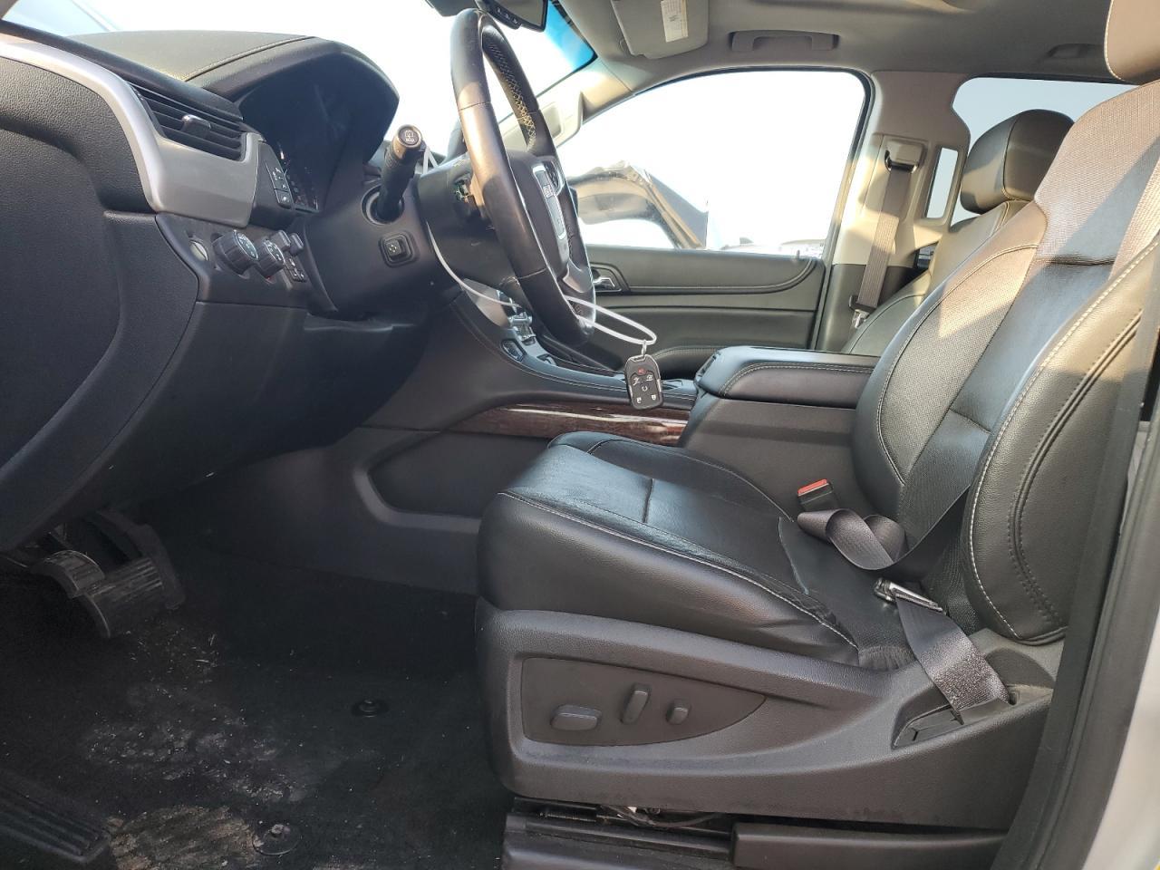 2016 GMC YUKON XL K - Фото 7