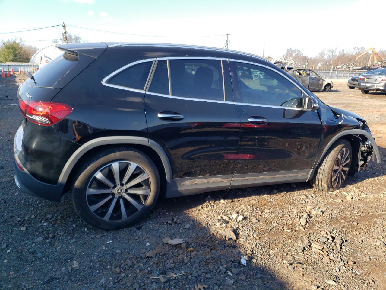 2021 MERCEDES-BENZ GLA 250 4M - Image 3