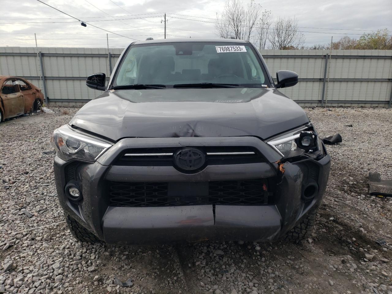 2022 TOYOTA 4RUNNER SR - Фото 5