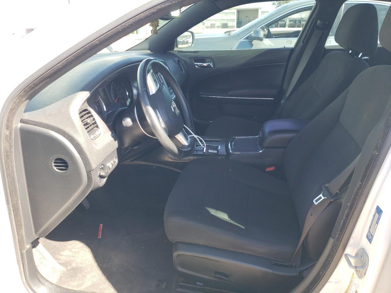 2014 DODGE CHARGER SE - Фото 7