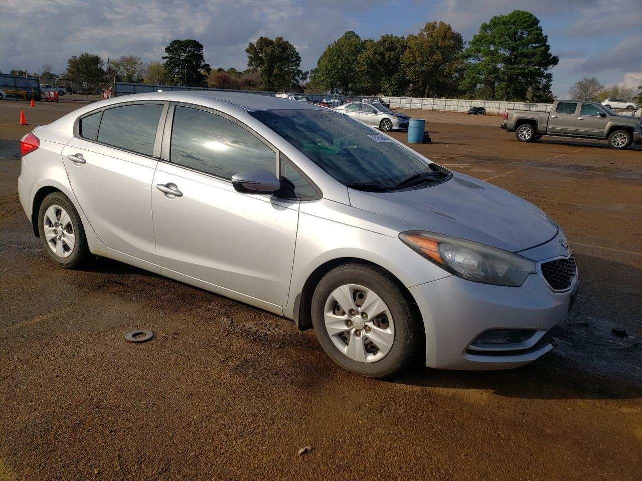 2015 KIA FORTE LX - Фото 4