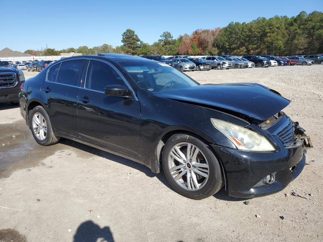 2011 INFINITI G37 - Image 4
