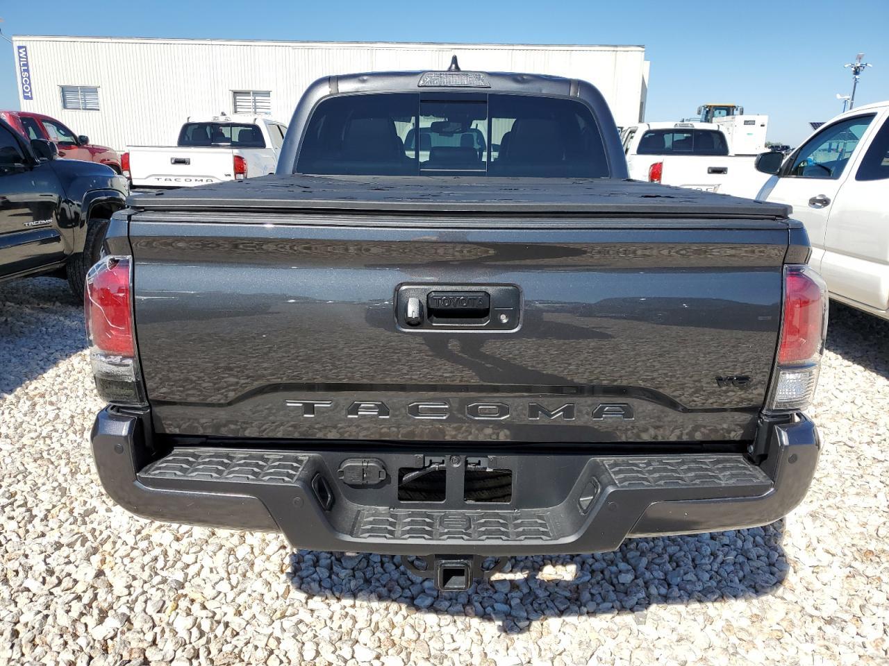 2023 TOYOTA TACOMA DOU - Фото 6