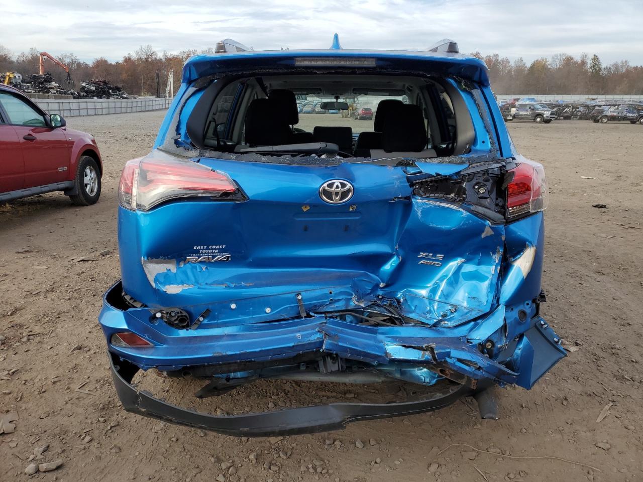 2016 TOYOTA RAV4 XLE - Фото 6