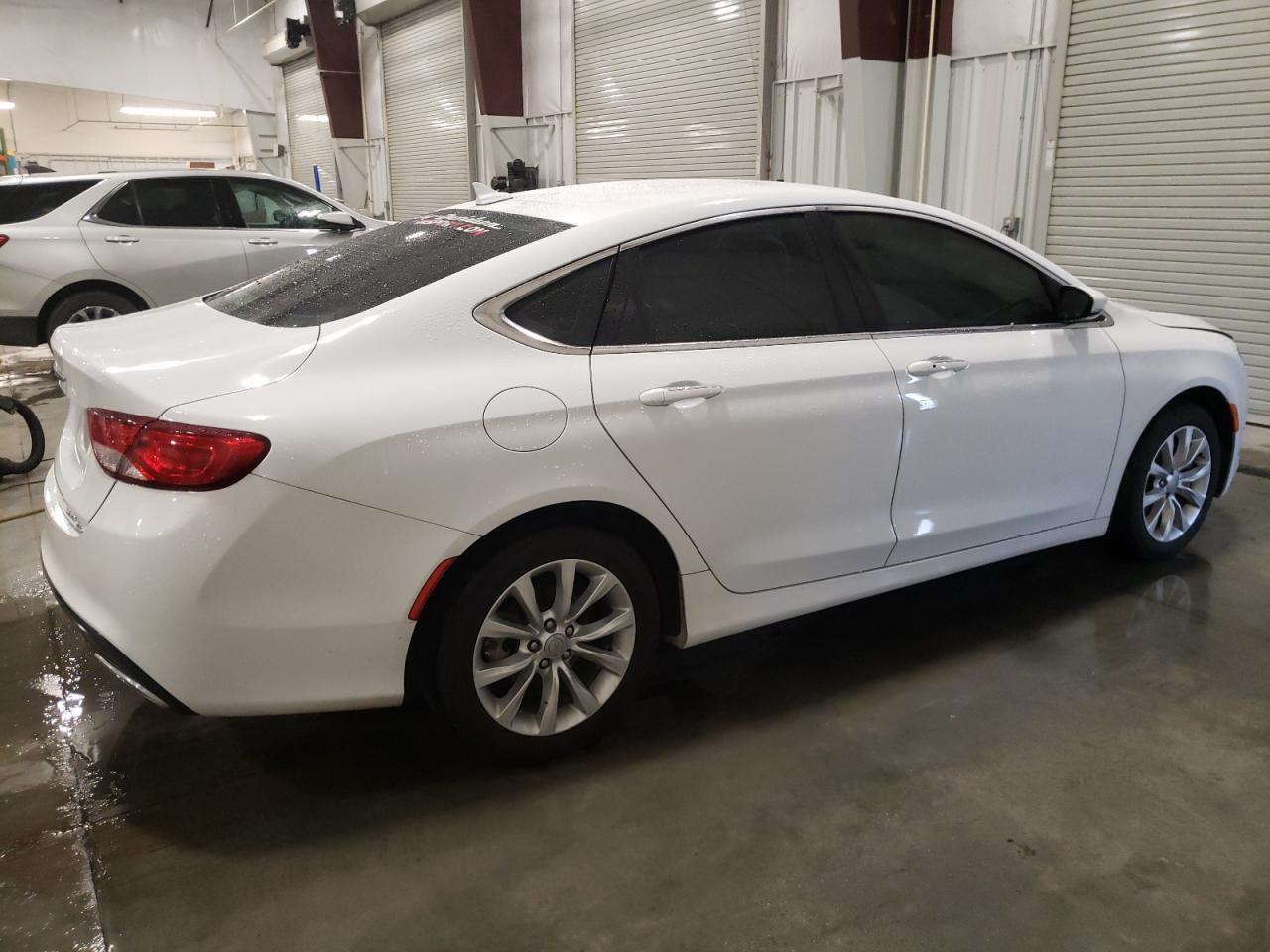 2015 CHRYSLER 200 C - Фото 3