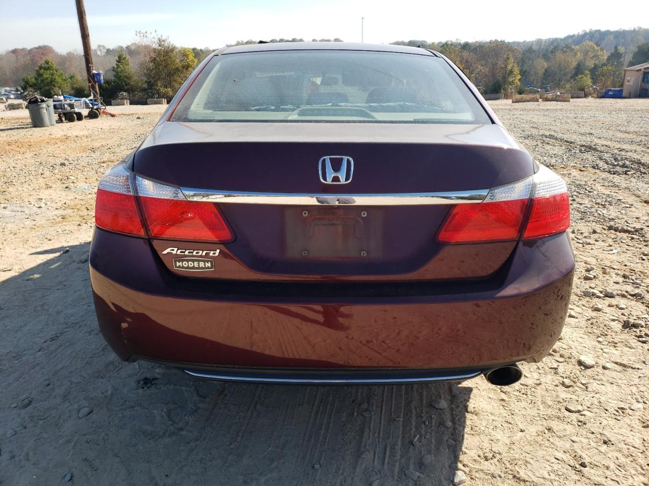 2014 HONDA ACCORD LX - Image 6