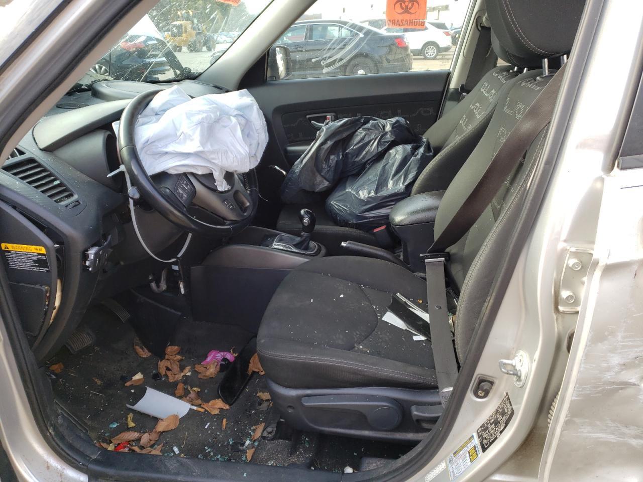 2013 KIA SOUL + - Image 7
