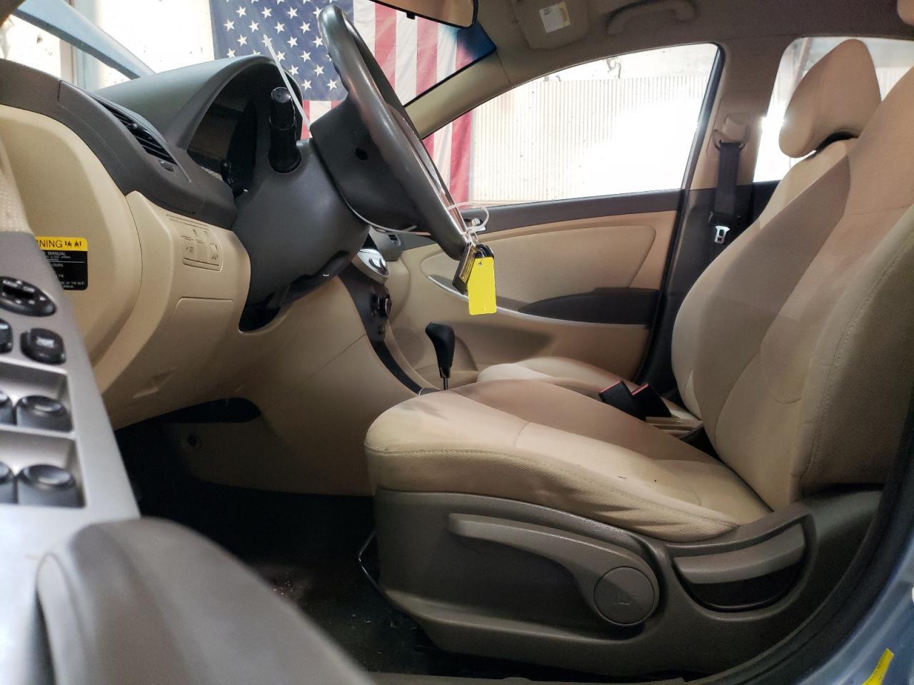 2014 HYUNDAI ACCENT GLS - Фото 7