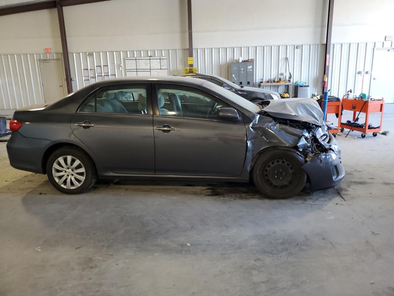 2013 TOYOTA COROLLA BA - Фото 4