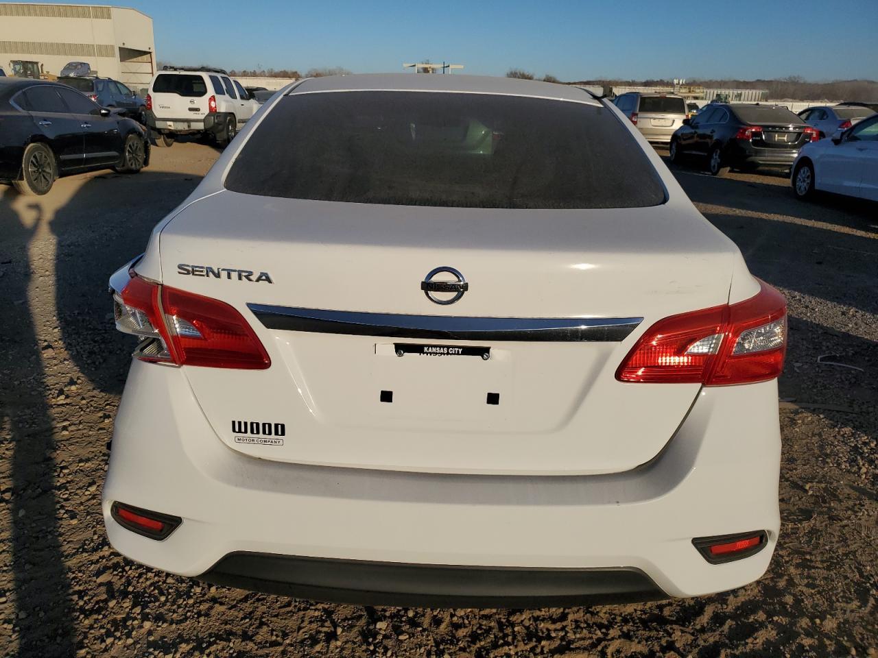 2016 NISSAN SENTRA S - Фото 6