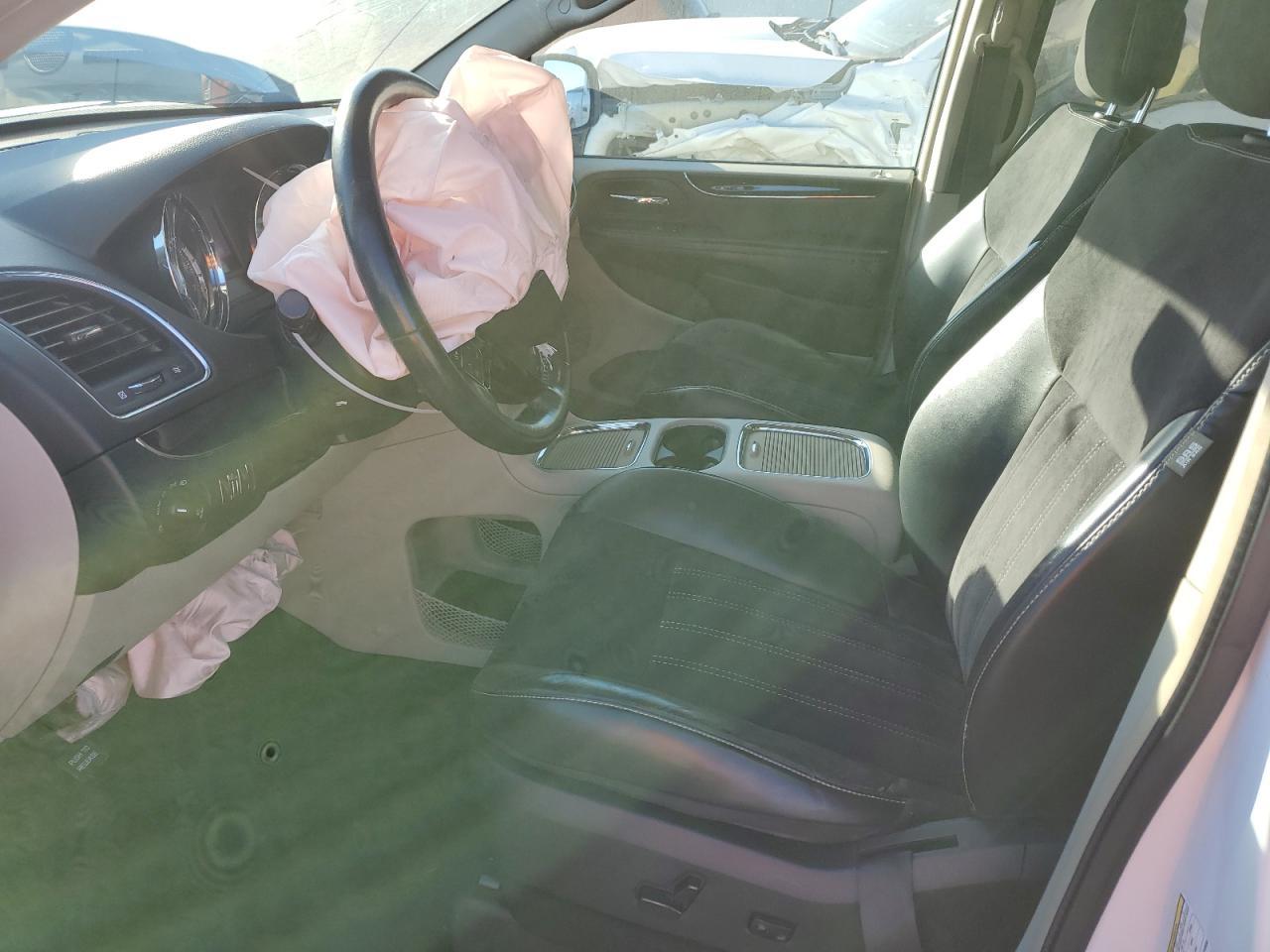 2014 CHRYSLER TOWN & COU - Фото 7