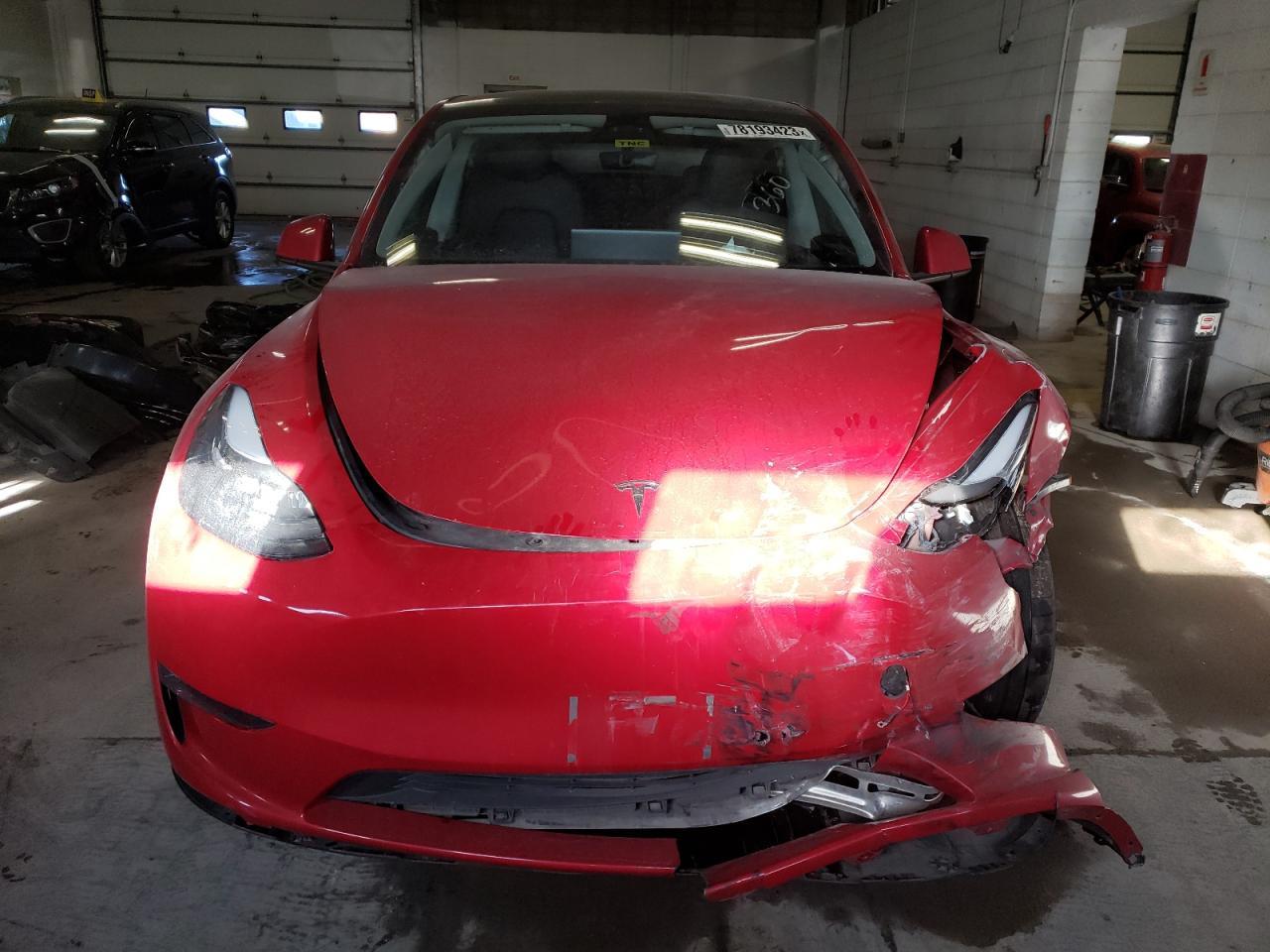 2023 TESLA MODEL Y - Фото 5