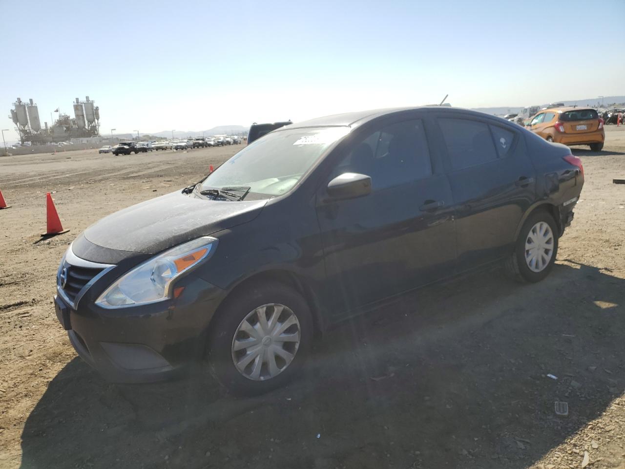 2016 NISSAN VERSA S