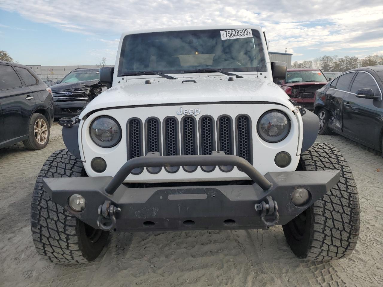 2015 JEEP WRANGLER U - Image 5