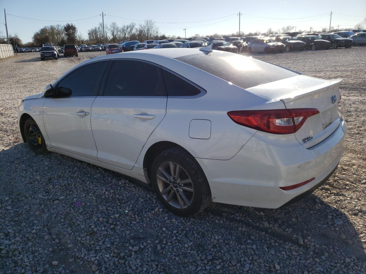 2017 HYUNDAI SONATA SE - Фото 2