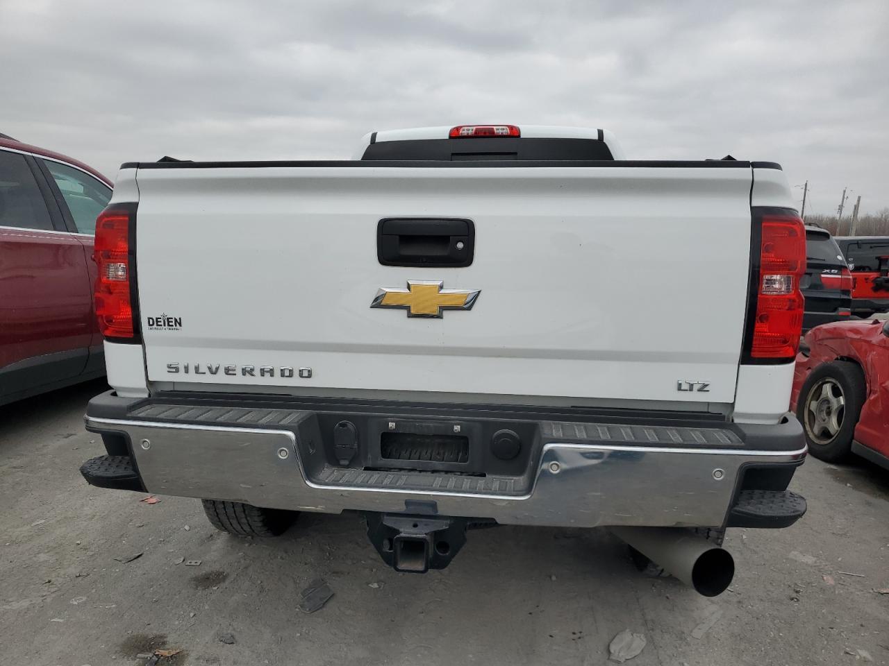 2019 CHEVROLET SILVERADO - Фото 6