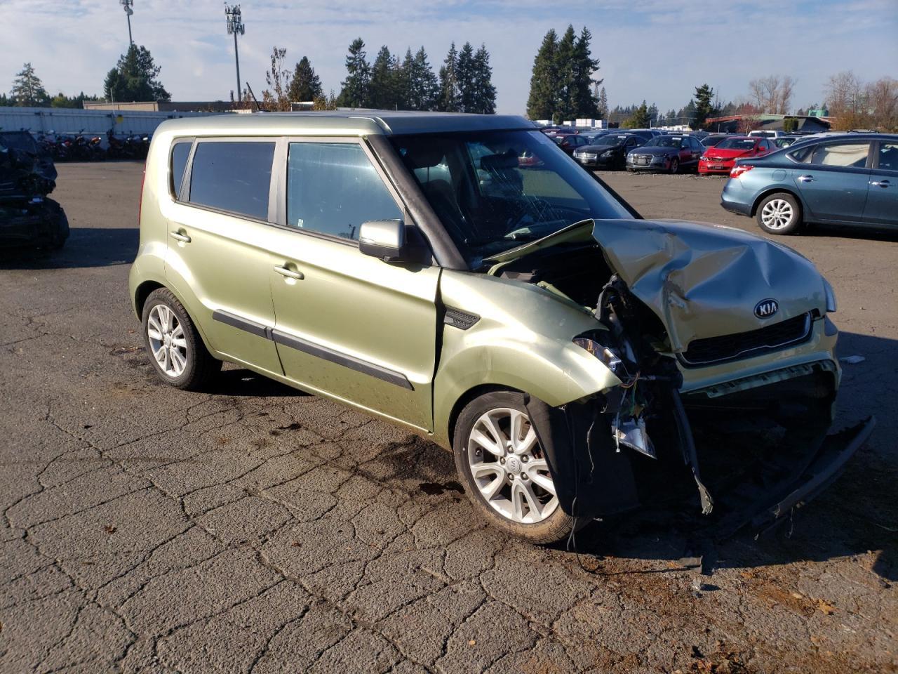 2013 KIA SOUL + - Image 4
