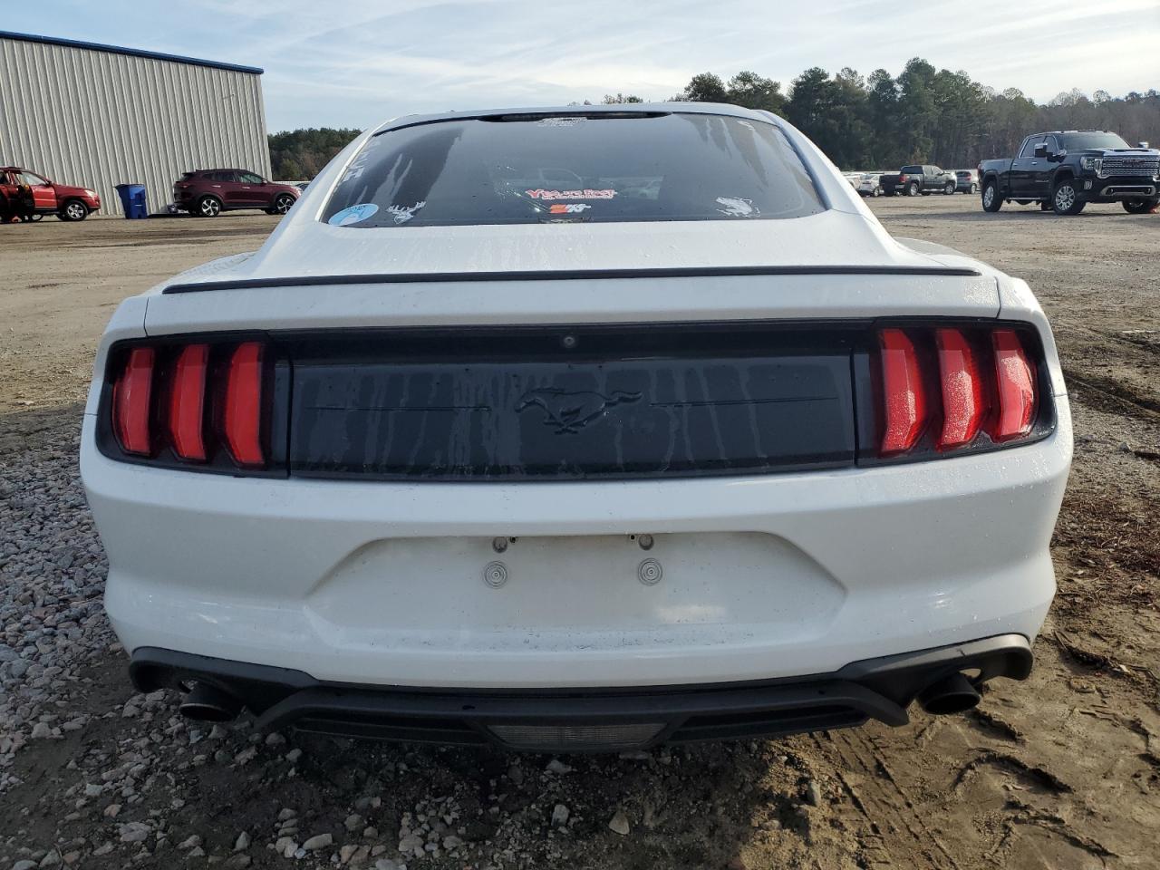 2018 FORD MUSTANG - Фото 6