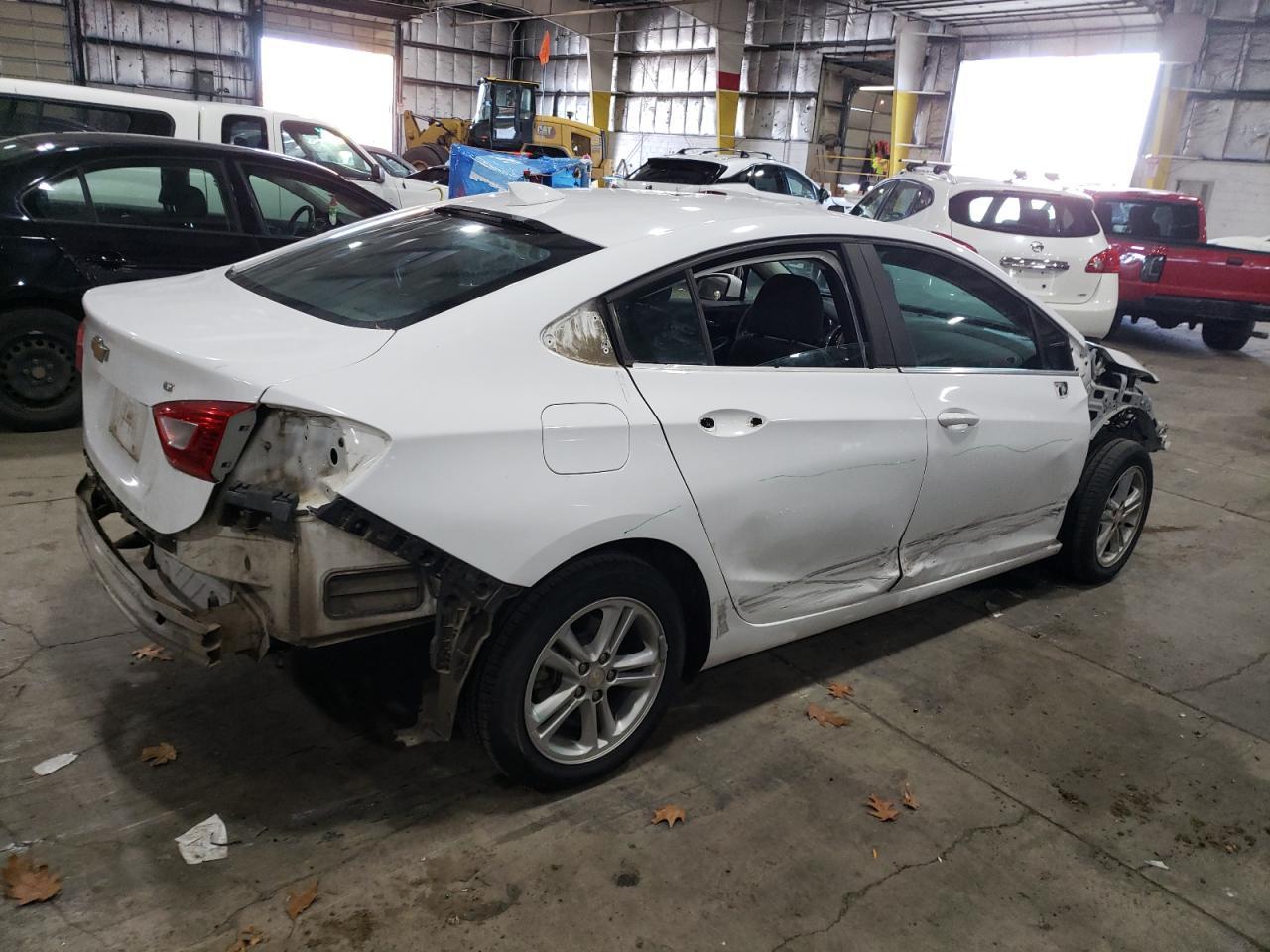 2016 CHEVROLET CRUZE LT - Image 3