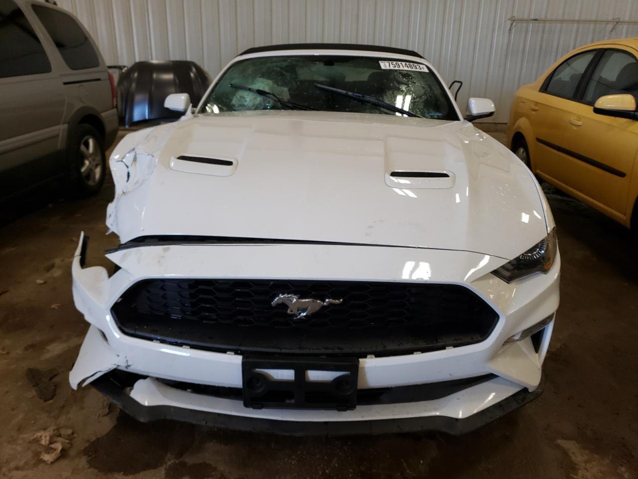 2018 FORD MUSTANG - Фото 5