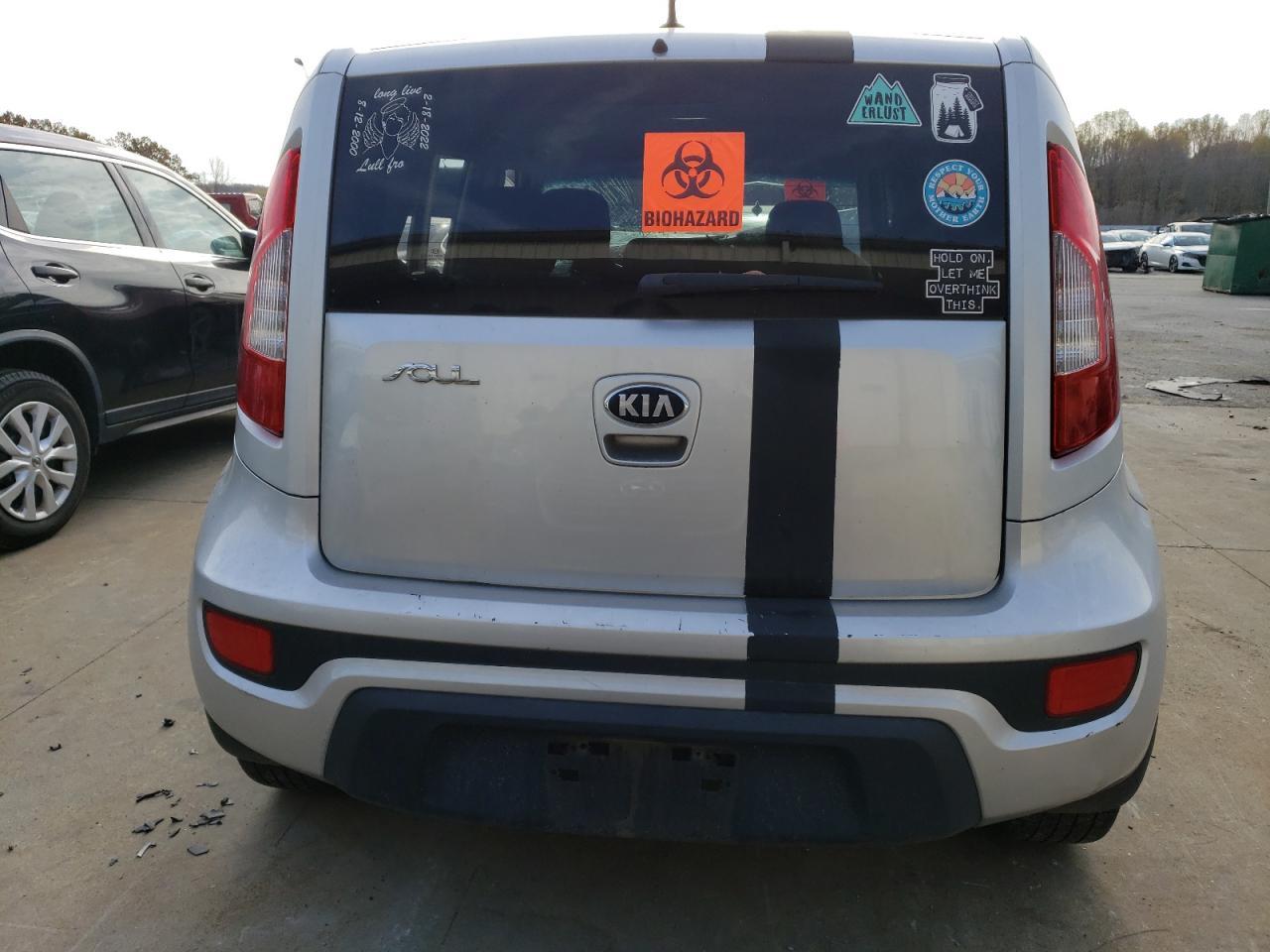 2013 KIA SOUL + - Image 6