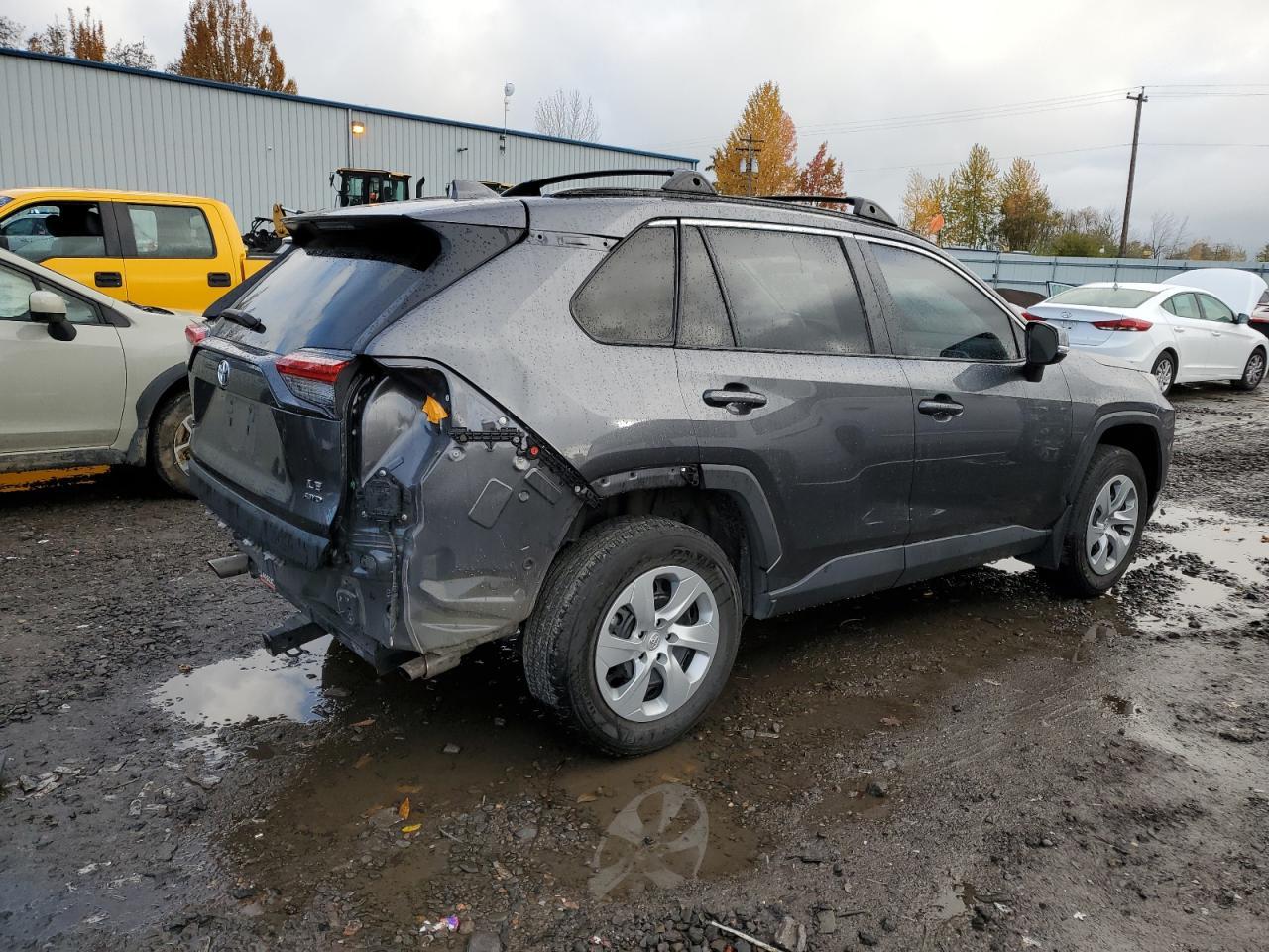 2021 TOYOTA RAV4 LE - Image 3