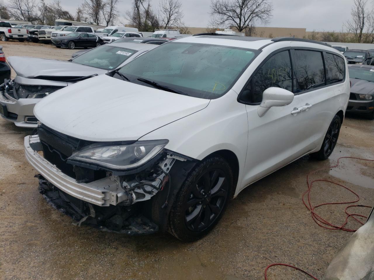 2019 CHRYSLER PACIFICA T car image