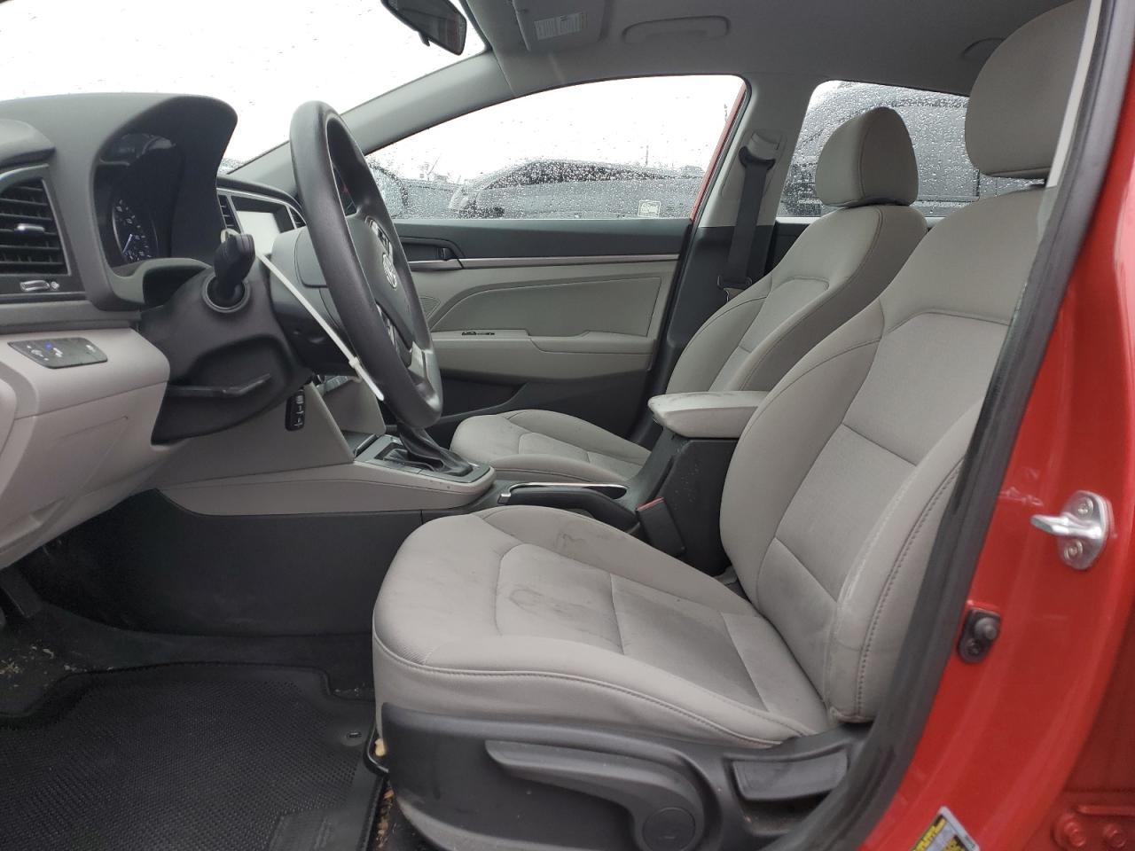 2018 HYUNDAI ELANTRA SE - Image 7
