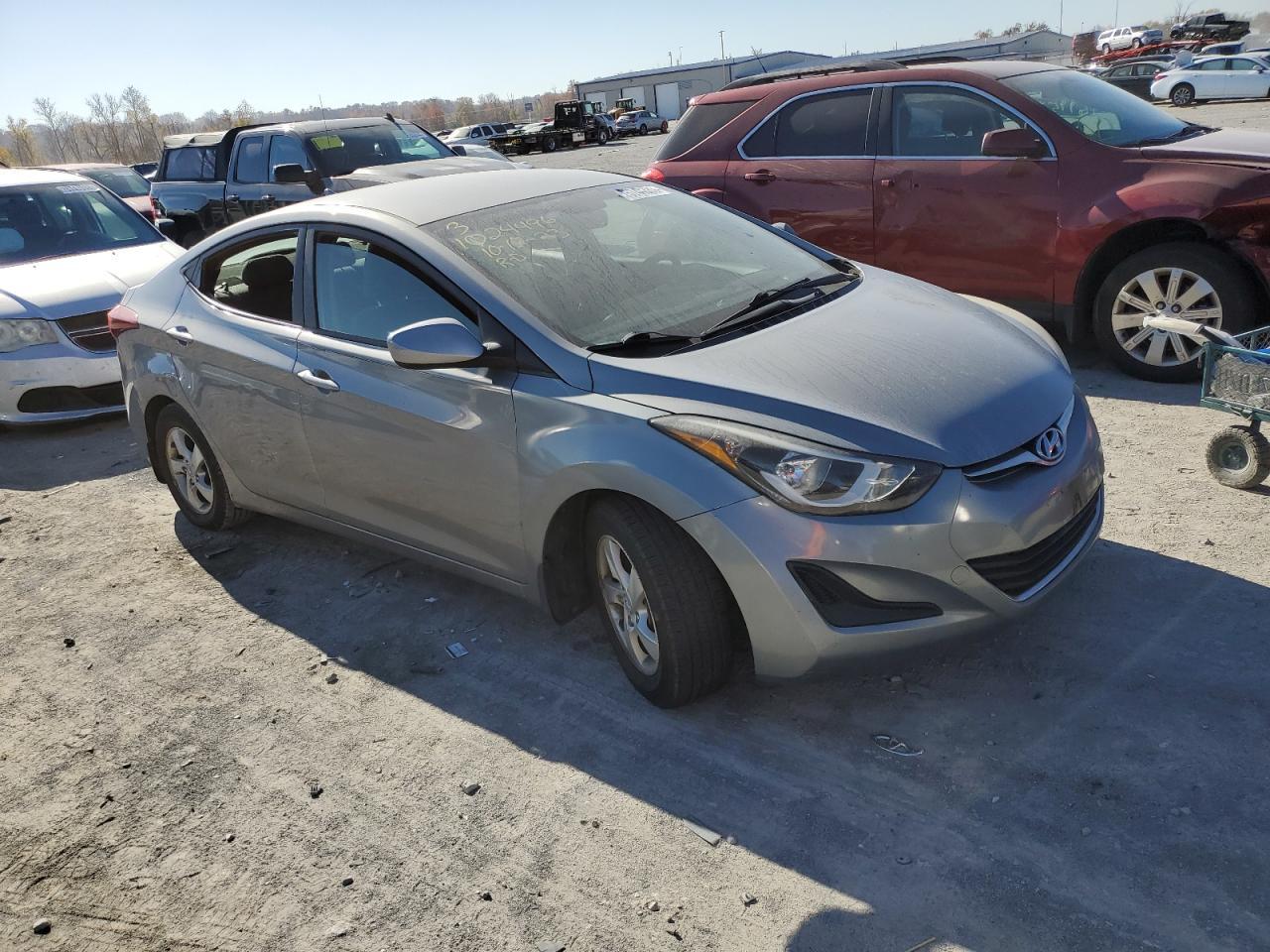 2014 HYUNDAI ELANTRA SE - Image 4