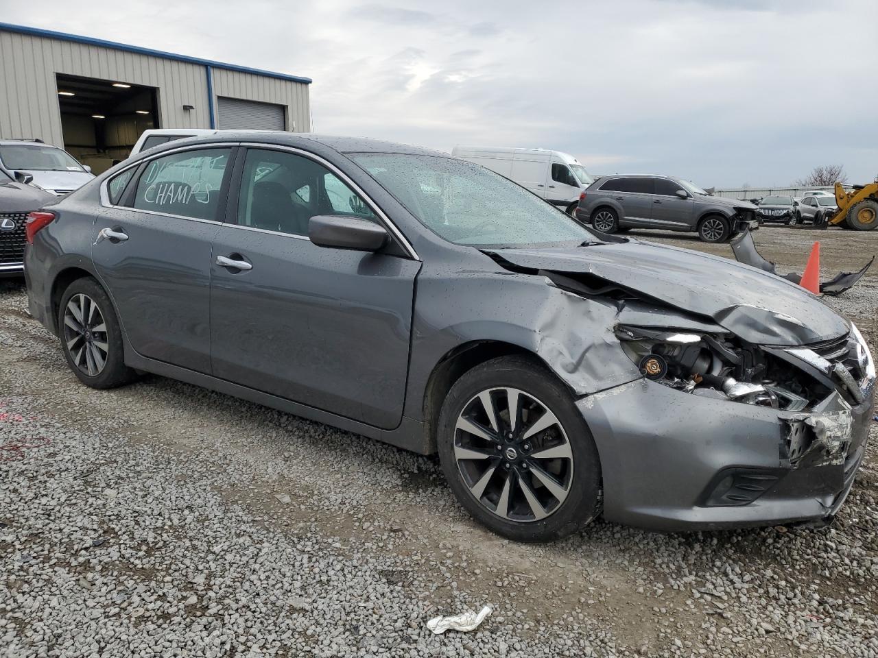 2017 NISSAN ALTIMA 2.5 - Image 4