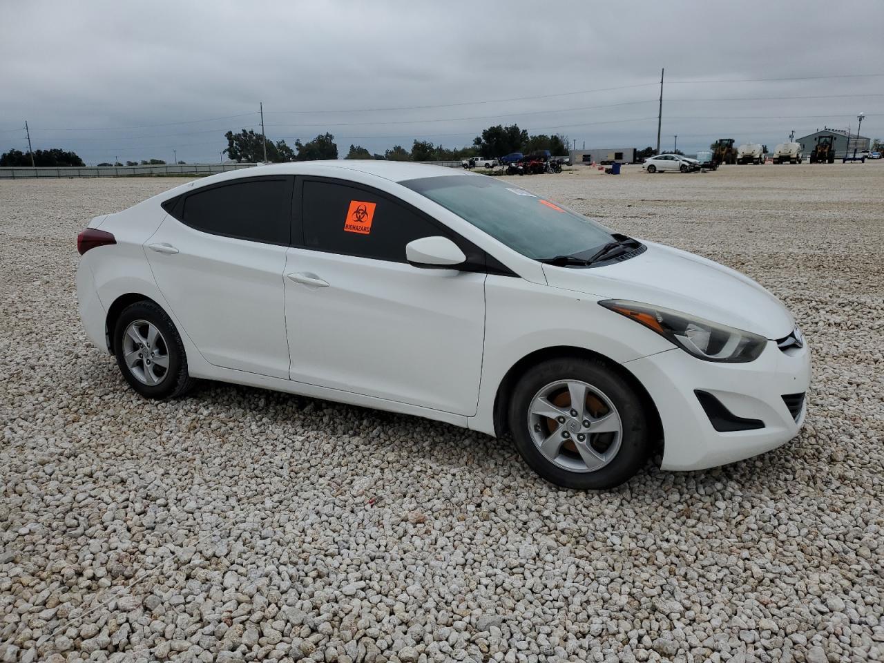 2014 HYUNDAI ELANTRA SE - Image 4