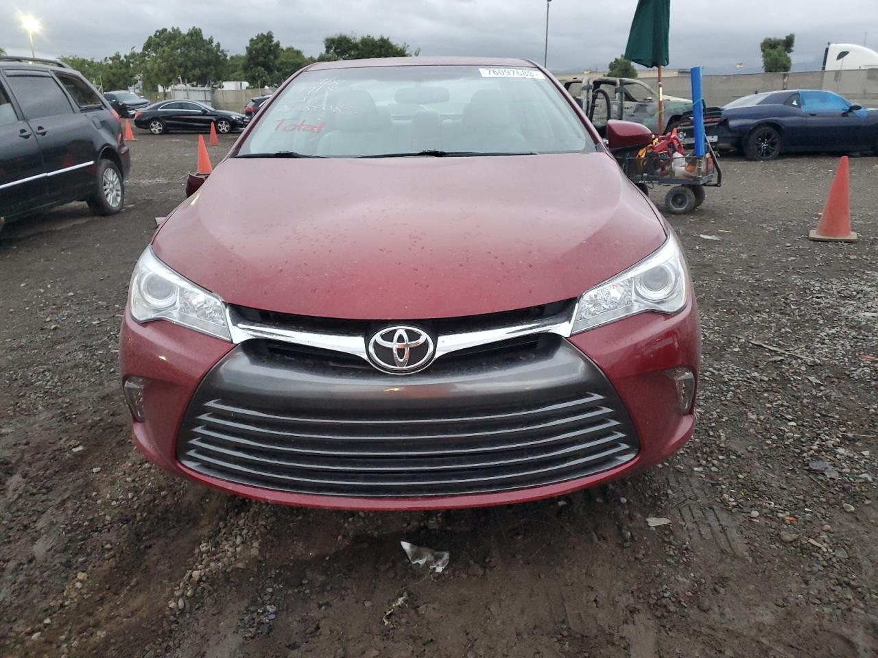 2017 TOYOTA CAMRY LE - Фото 5