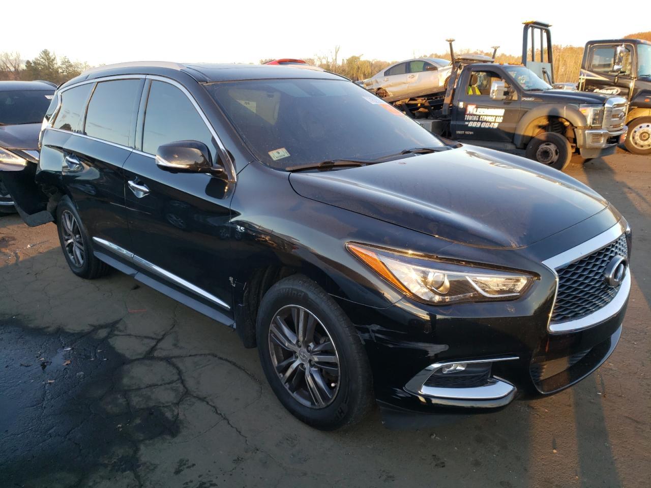2017 INFINITI QX60 - Image 4