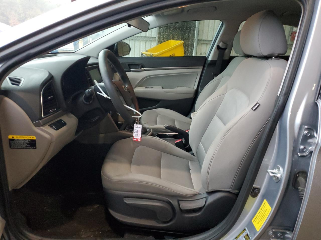 2017 HYUNDAI ELANTRA SE - Image 7