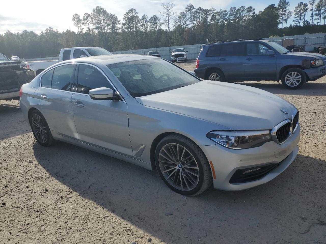 2018 BMW 530 I - Фото 4